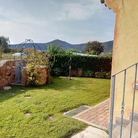 Βίλα Baia Sant Anna Tanaunella