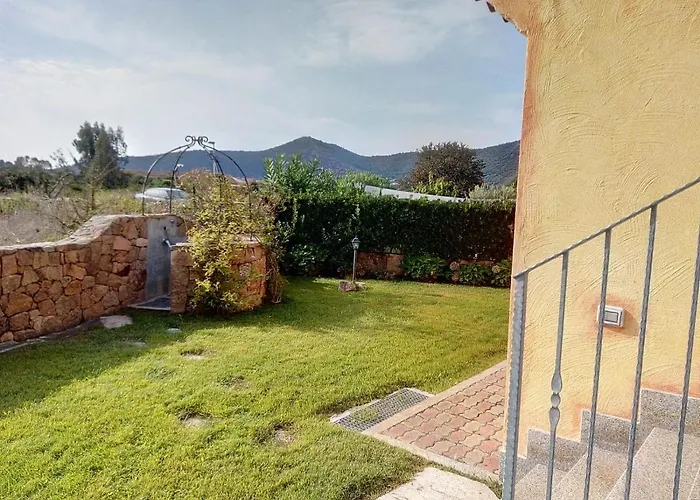 فيلة Baia Sant Anna تانايونيلا